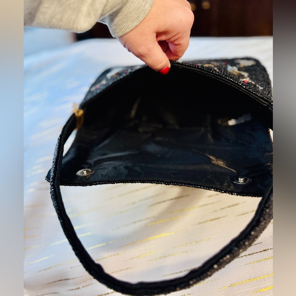 Viral Dirty Martini Olives Black Beaded Shoulder Bag - Picture 5 of 9